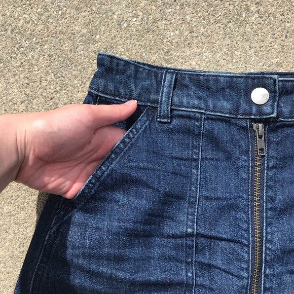 Madewell Denim Utility Mini Skirt - Picture 4 of 9